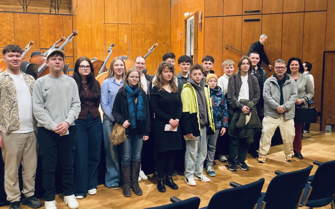 Junge Musikbegeisterte erleben große Klangkunst in Stuttgart